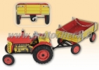 zetor-tractor-with-trailer_red
